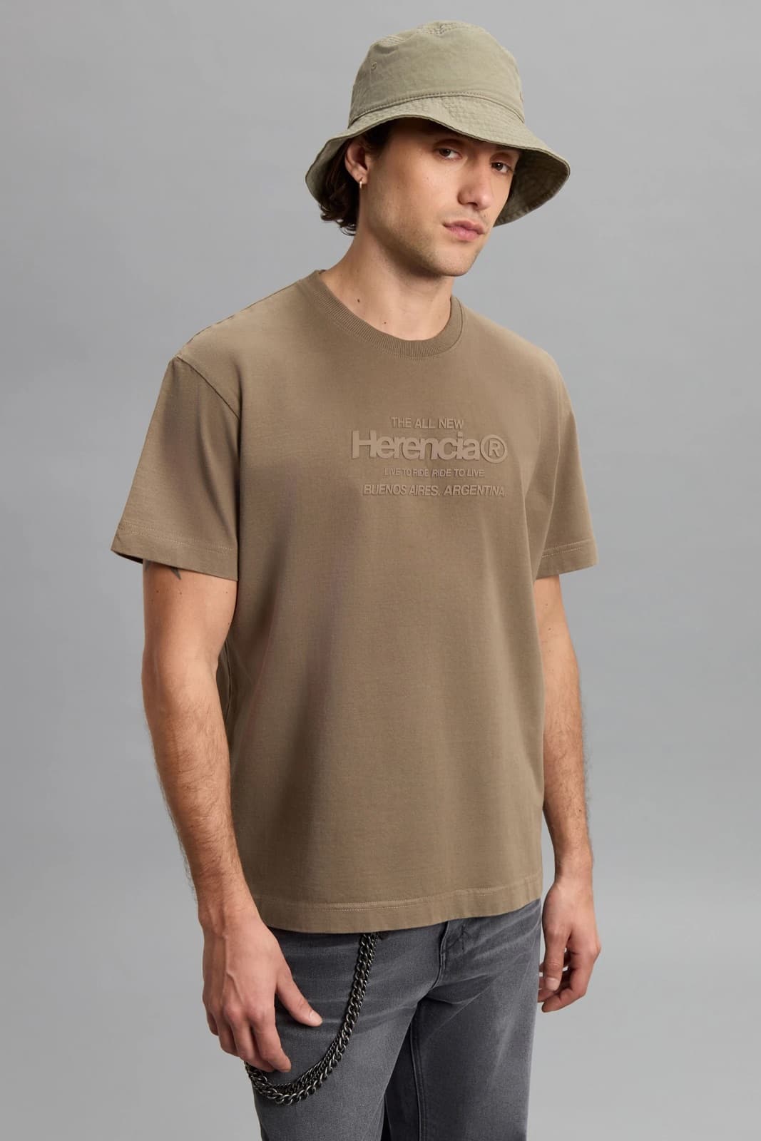 REMERA BOX TRUCK 11