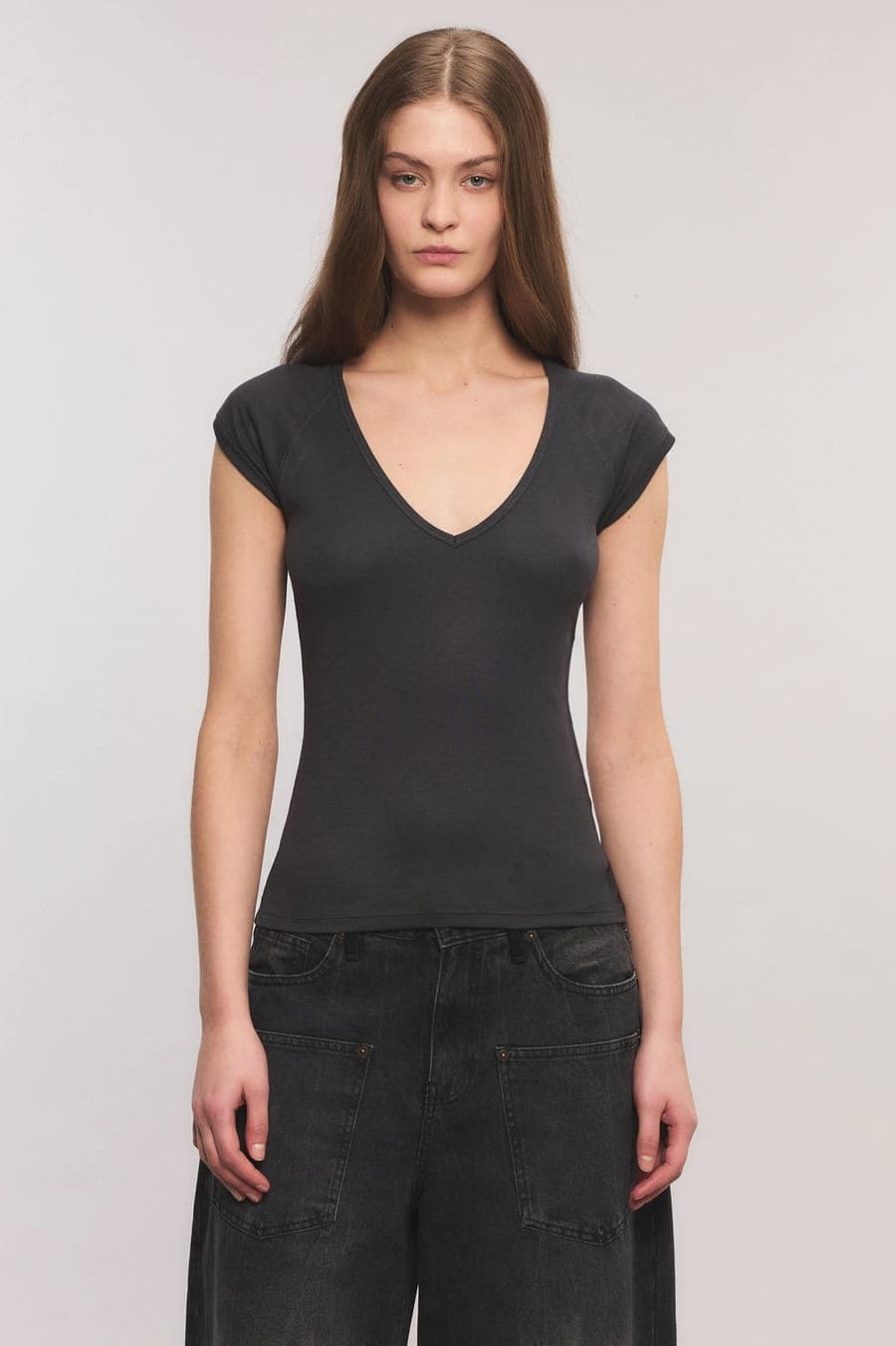 Remera Timeless Gris Oscuro