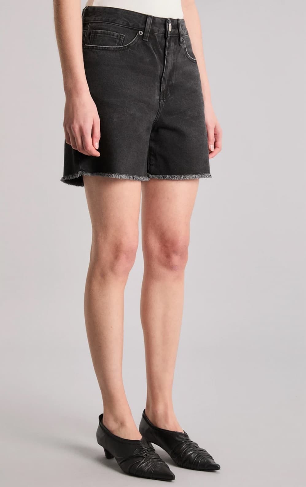 SHORT TASH DEEP BLACK